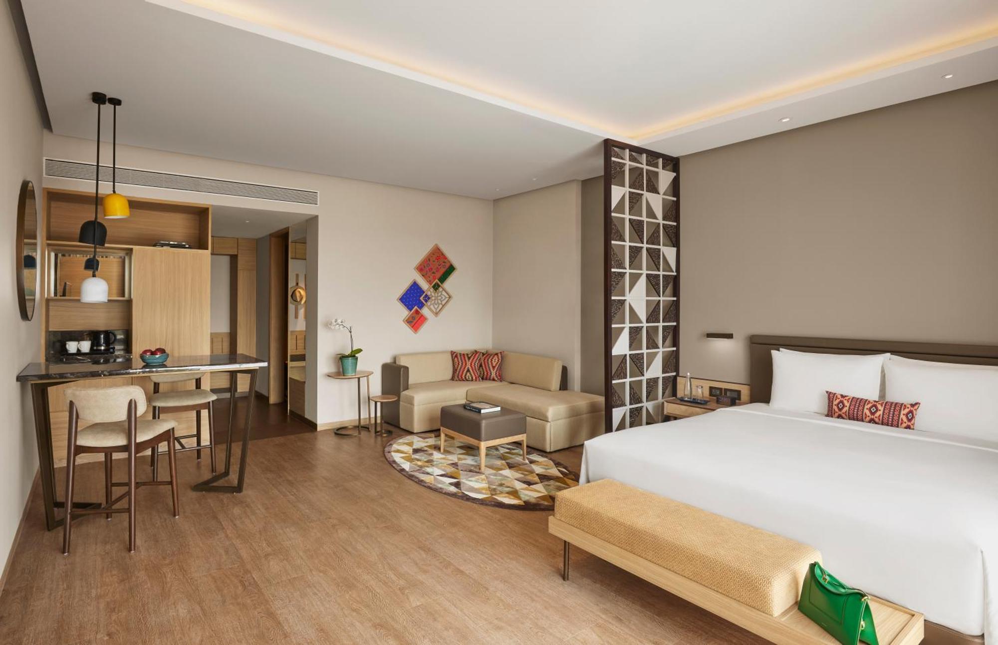 Hyatt Place Aurangabad Airport Екстериор снимка